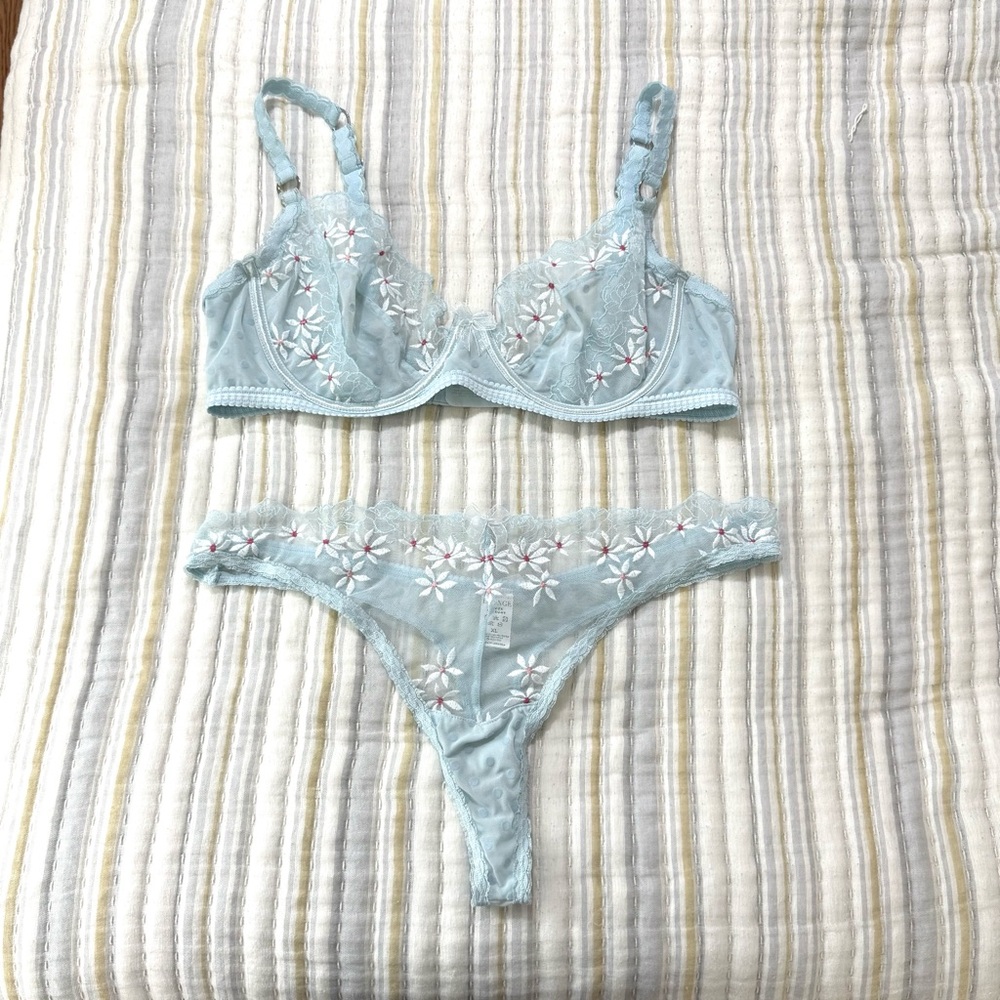 Lounge Fleur Balcony Bra and Thong set Floral Lace Lingerie Set Sz 38D XL